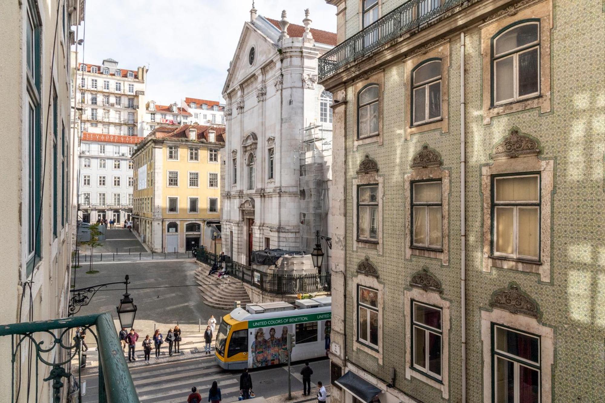 Living Lisboa Baixa Apartments Bagian luar foto
